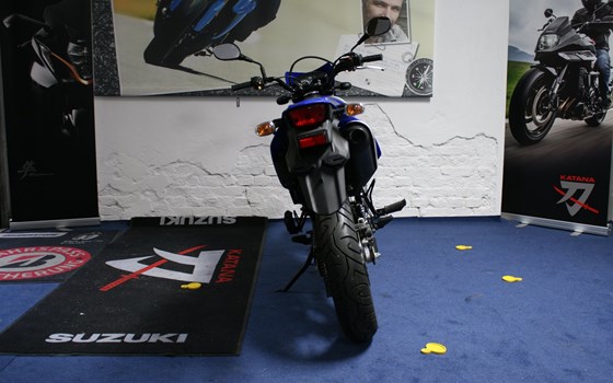 Gebrauchtmotorrad Suzuki DR 125 SM - Bild 5