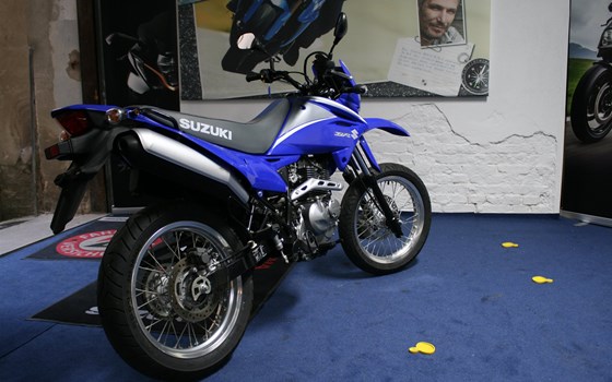 Gebrauchtmotorrad Suzuki DR 125 SM - Bild 4