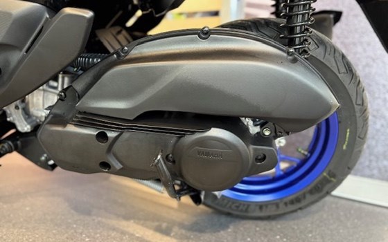 Gebrauchtmotorrad Yamaha XMAX 125 - Bild 11