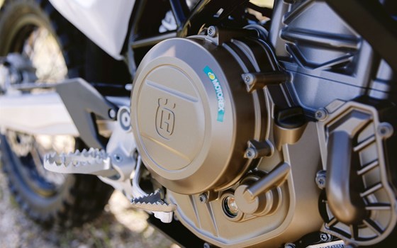 Neufahrzeug Husqvarna 701 Enduro - Bild 5