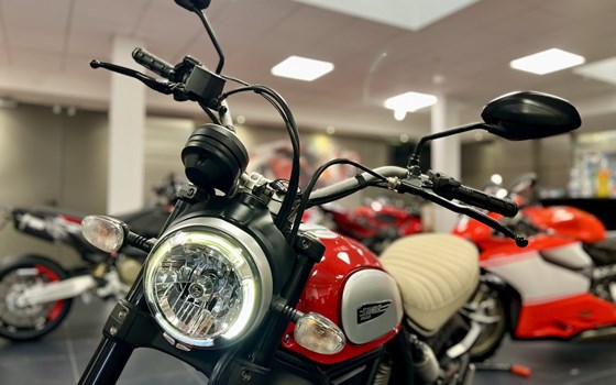 Gebrauchtmotorrad Ducati Scrambler Icon - Bild 7