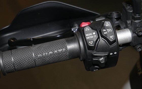 Gebrauchtmotorrad Ducati DesertX - Bild 8