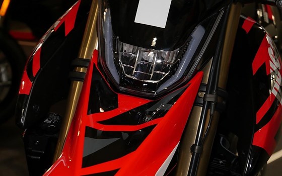 Gebrauchtmotorrad Ducati Hypermotard 698 Mono RVE - Bild 11