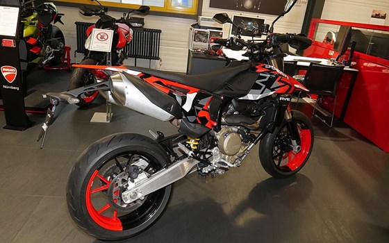 Gebrauchtmotorrad Ducati Hypermotard 698 Mono RVE - Bild 2