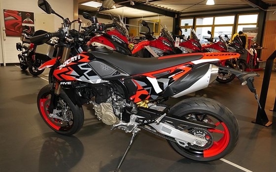 Gebrauchtmotorrad Ducati Hypermotard 698 Mono RVE - Bild 6