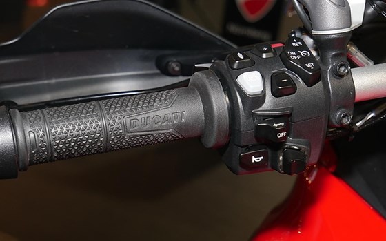 Gebrauchtmotorrad Ducati Multistrada V4 S - Bild 7