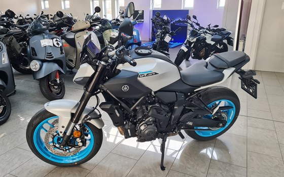 Gebrauchtmotorrad Yamaha MT-07 Y-AMT - Bild 3