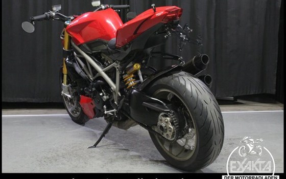 Gebrauchtmotorrad Ducati Streetfighter - Bild 3