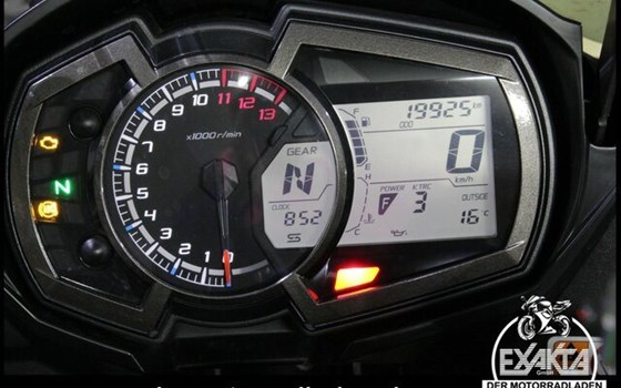 Gebrauchtmotorrad Kawasaki Z1000SX - Bild 11