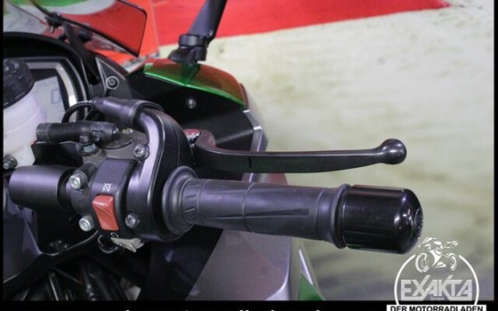 Gebrauchtmotorrad Kawasaki Z1000SX - Bild 18