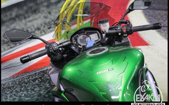 Gebrauchtmotorrad Kawasaki Z1000SX - Bild 9