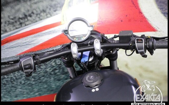 Gebrauchtmotorrad Moto Guzzi V9 Bobber Special Edition - Bild 10