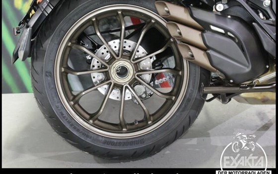 Gebrauchtmotorrad MV Agusta Turismo Veloce 800 Lusso SCS - Bild 18