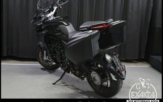 Gebrauchtmotorrad MV Agusta Turismo Veloce 800 Lusso SCS - Bild 3