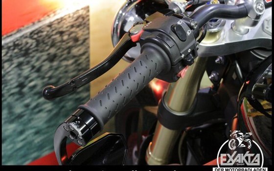 Gebrauchtmotorrad Triumph Speed Triple 1050 - Bild 17