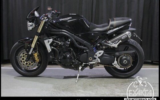 Gebrauchtmotorrad Triumph Speed Triple 1050 - Bild 2