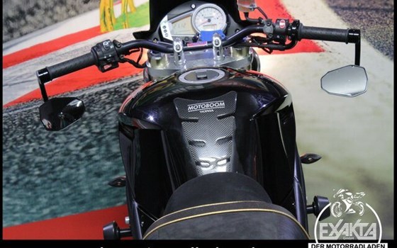 Gebrauchtmotorrad Triumph Speed Triple 1050 - Bild 9