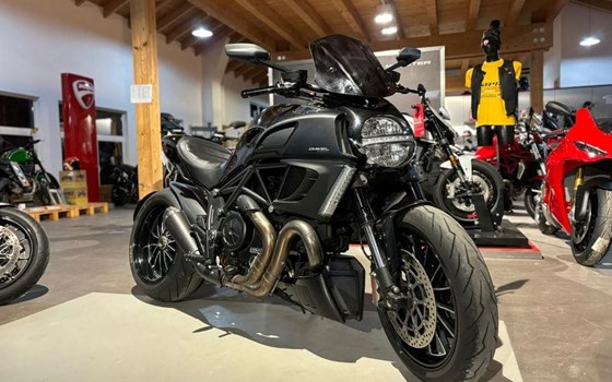 Gebrauchtmotorrad Ducati Diavel 1200 - Bild 1