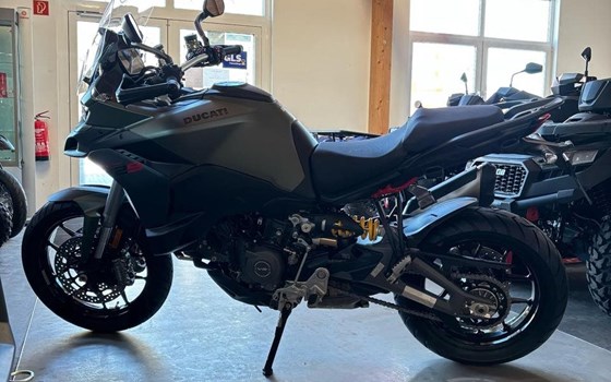 Gebrauchtmotorrad Ducati Multistrada V2 S - Bild 2