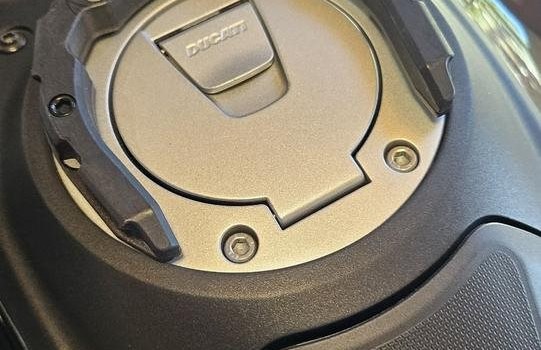 Gebrauchtmotorrad Ducati Multistrada V4 S Sport - Bild 13