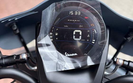 Neufahrzeug Vespa GTV 310 Officina 8 - Bild 13