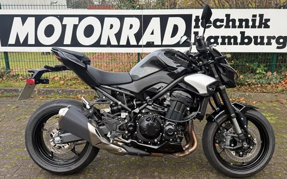 Gebrauchtmotorrad Kawasaki Z900 - Bild 1