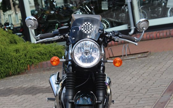 Gebrauchtmotorrad Triumph Thruxton 1200 - Bild 7