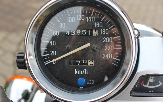 Gebrauchtmotorrad Kawasaki Zephyr 1100 - Bild 14