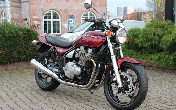 Gebrauchtmotorrad Kawasaki Zephyr 1100 - Bild 2
