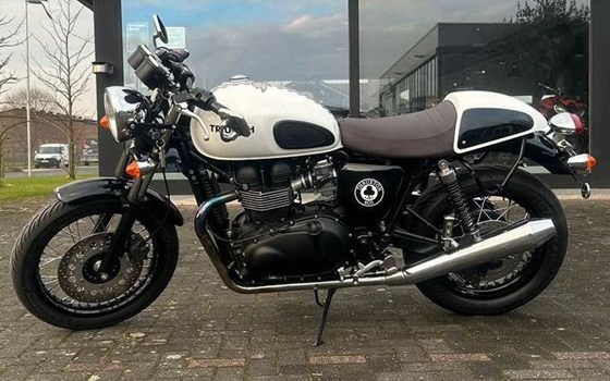 Gebrauchtmotorrad Triumph Thruxton - Bild 2