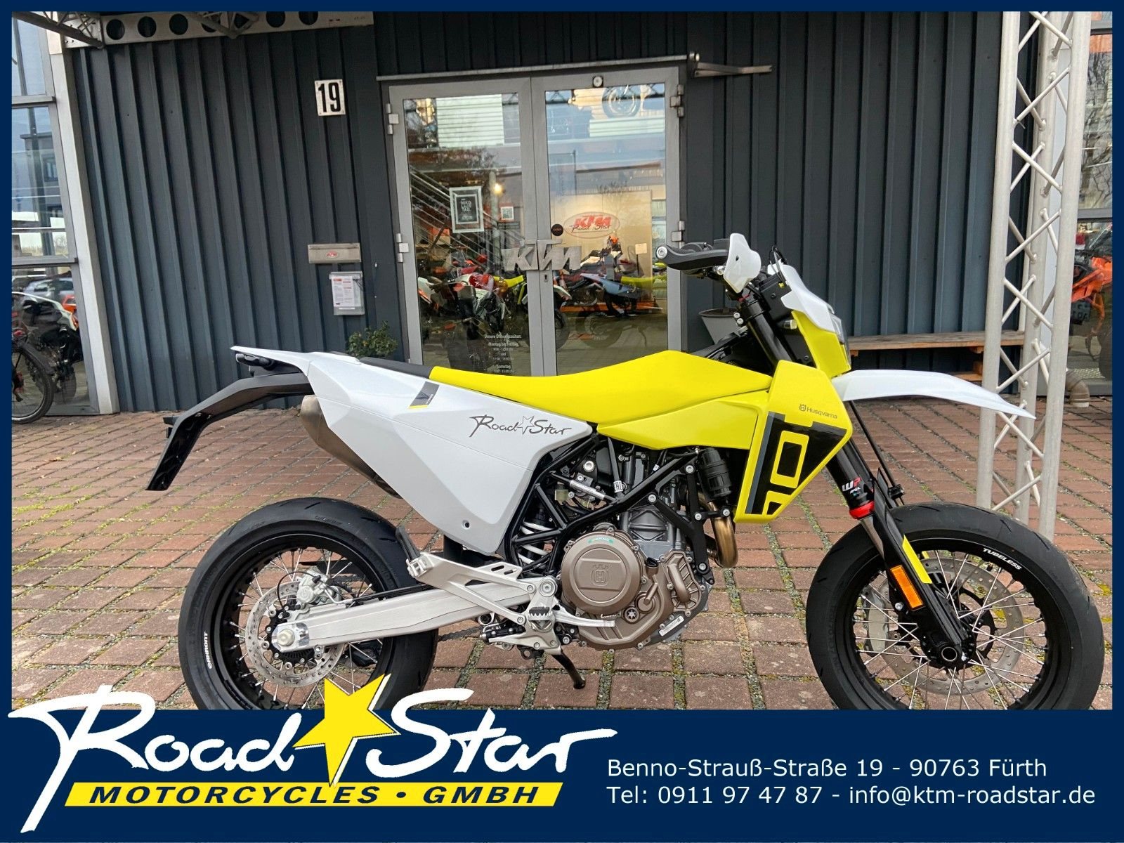 Husqvarna 701 Supermoto 