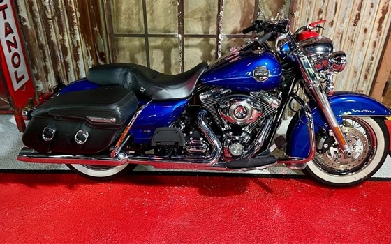Gebrauchtmotorrad Harley-Davidson Road King Custom FLHRS - Bild 2