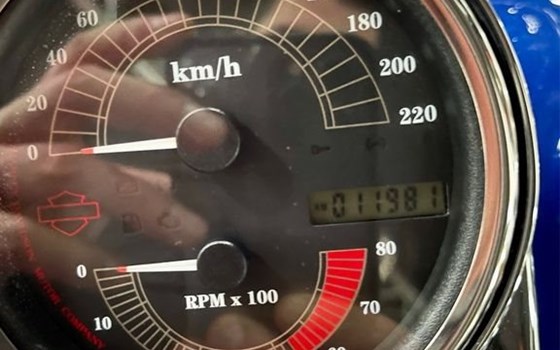 Gebrauchtmotorrad Harley-Davidson Road King Custom FLHRS - Bild 6