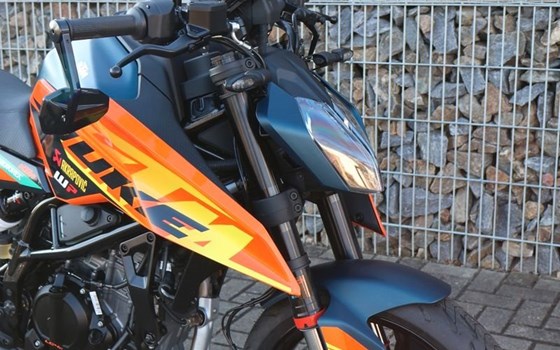 Neufahrzeug KTM 125 Duke - Bild 14