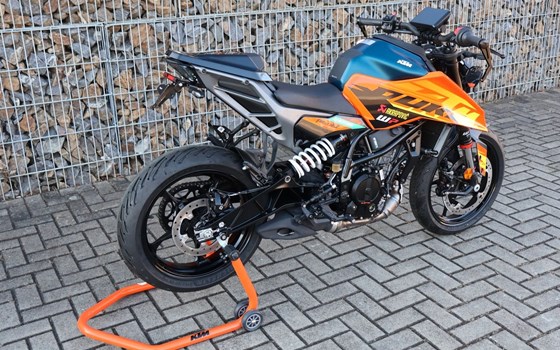 Neufahrzeug KTM 125 Duke - Bild 17