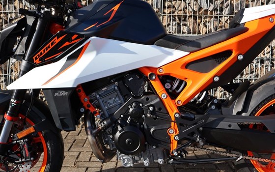 Neufahrzeug KTM 990 Duke R - Bild 3