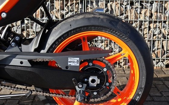 Neufahrzeug KTM 990 Duke R - Bild 4