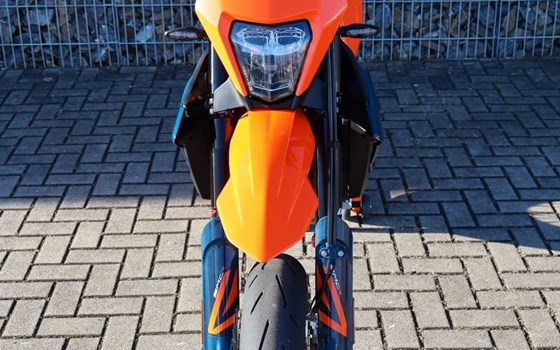 Neufahrzeug KTM 690 SMC R - Bild 5