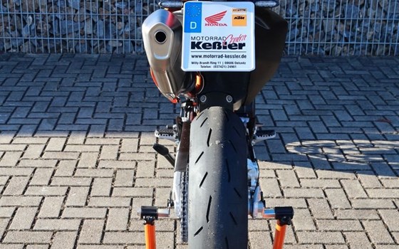 Neufahrzeug KTM 690 SMC R - Bild 8