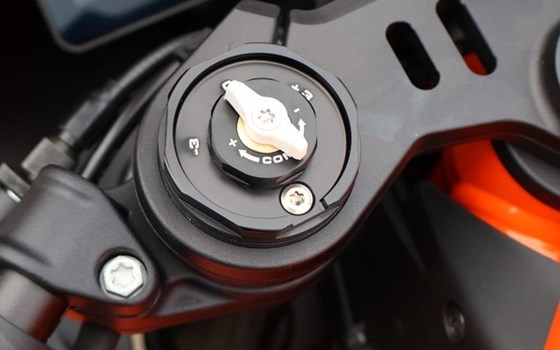 Neufahrzeug KTM 990 RC R - Bild 10