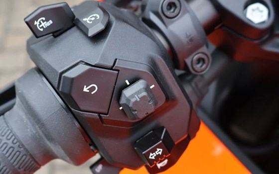 Neufahrzeug KTM 990 RC R - Bild 8