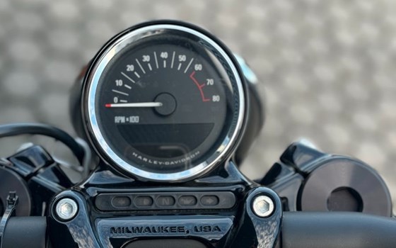 Gebrauchtmotorrad Harley-Davidson Sportster XL 1200CX Roadster - Bild 14