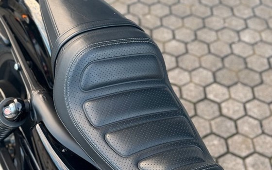 Gebrauchtmotorrad Harley-Davidson Sportster XL 1200CX Roadster - Bild 16