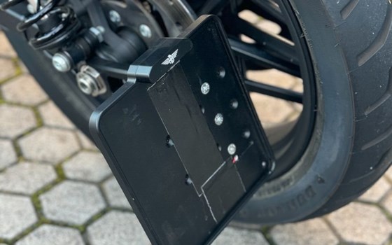 Gebrauchtmotorrad Harley-Davidson Sportster XL 1200CX Roadster - Bild 6