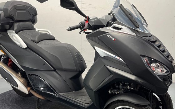 Gebrauchtmotorrad Peugeot Metropolis SW - Bild 14