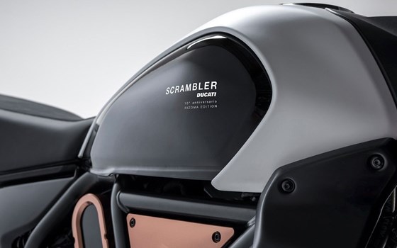 Neufahrzeug Ducati Scrambler 10° Anniversario Rizoma Edition - Bild 8
