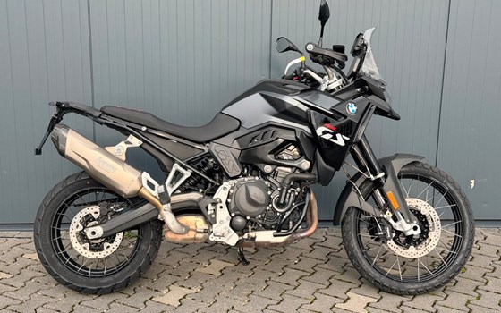 Gebrauchtmotorrad BMW F 900 GS - Bild 1