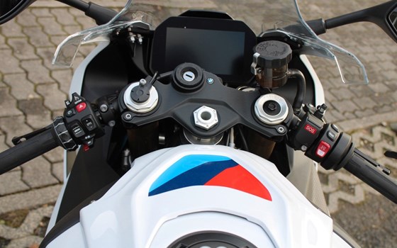 Gebrauchtmotorrad BMW S 1000 RR - Bild 17