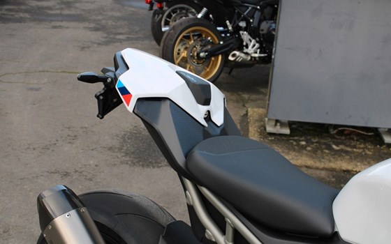 Gebrauchtmotorrad BMW S 1000 RR - Bild 8