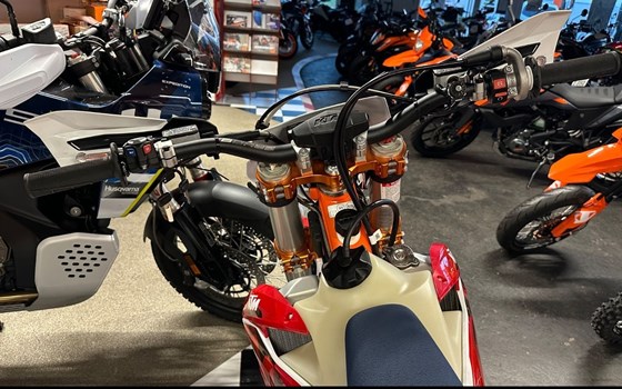 Neufahrzeug KTM 250 EXC SIX DAYS - Bild 4